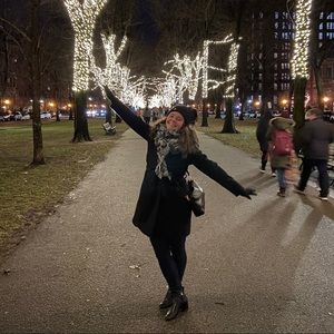 Meet your Posher, Victoria